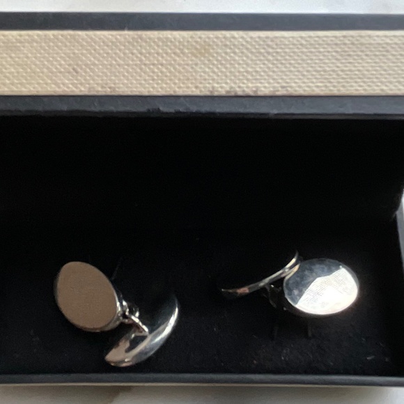 LINKS of London Silver Cuff Links in Original Box - Picture 2 of 5